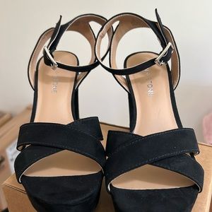 Elegant Black Velvet